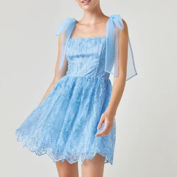 light blue pleated maxi dress Audrey Dress Short Sleeve (Royal Blue Pattern) XS